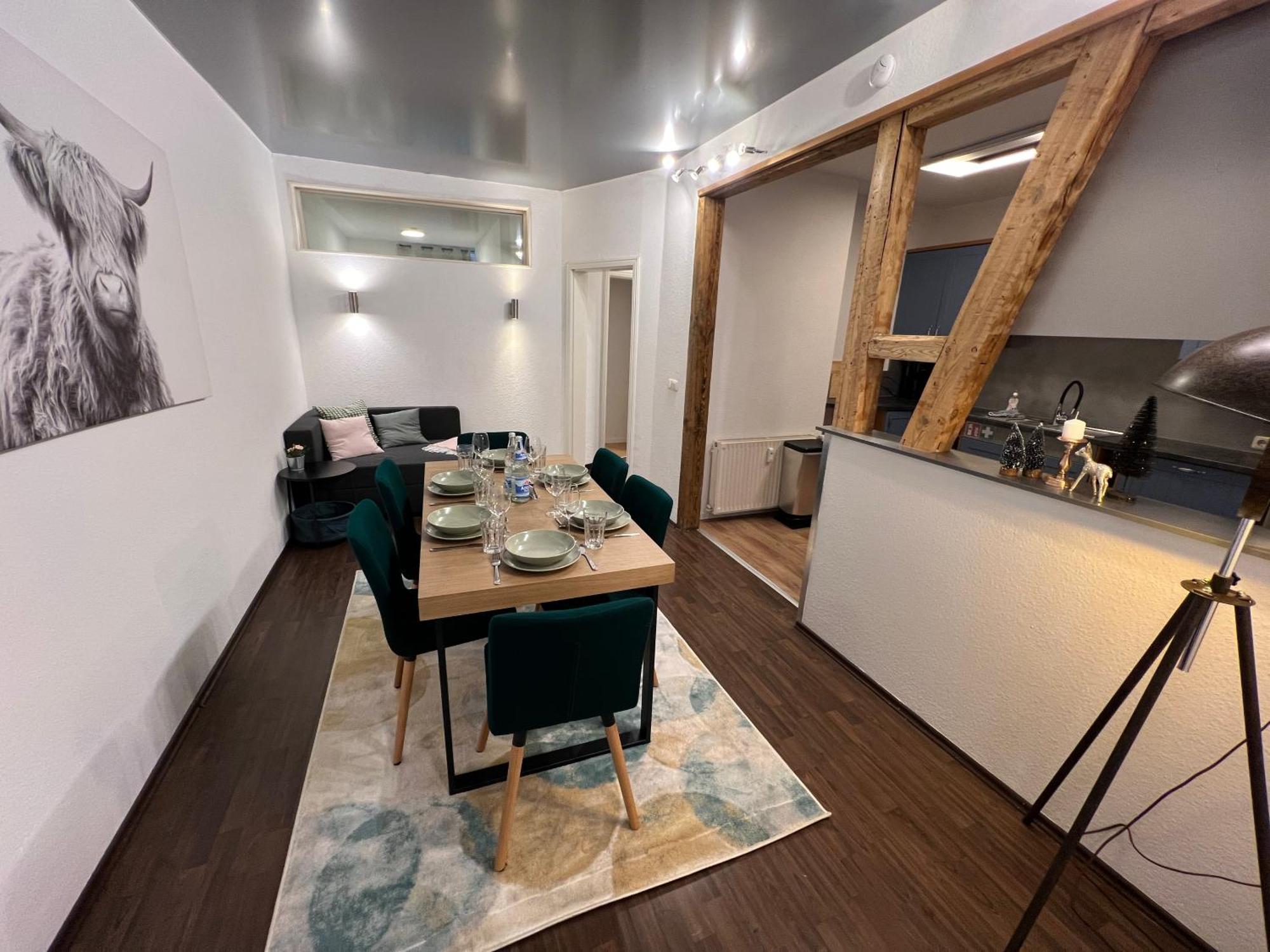 Apartment Humboldt 3 Schlafzimmer,Wifi, Netflix Parken, Terrasse, Klimatisiert, Naehe Zentrum Jena Exterior foto